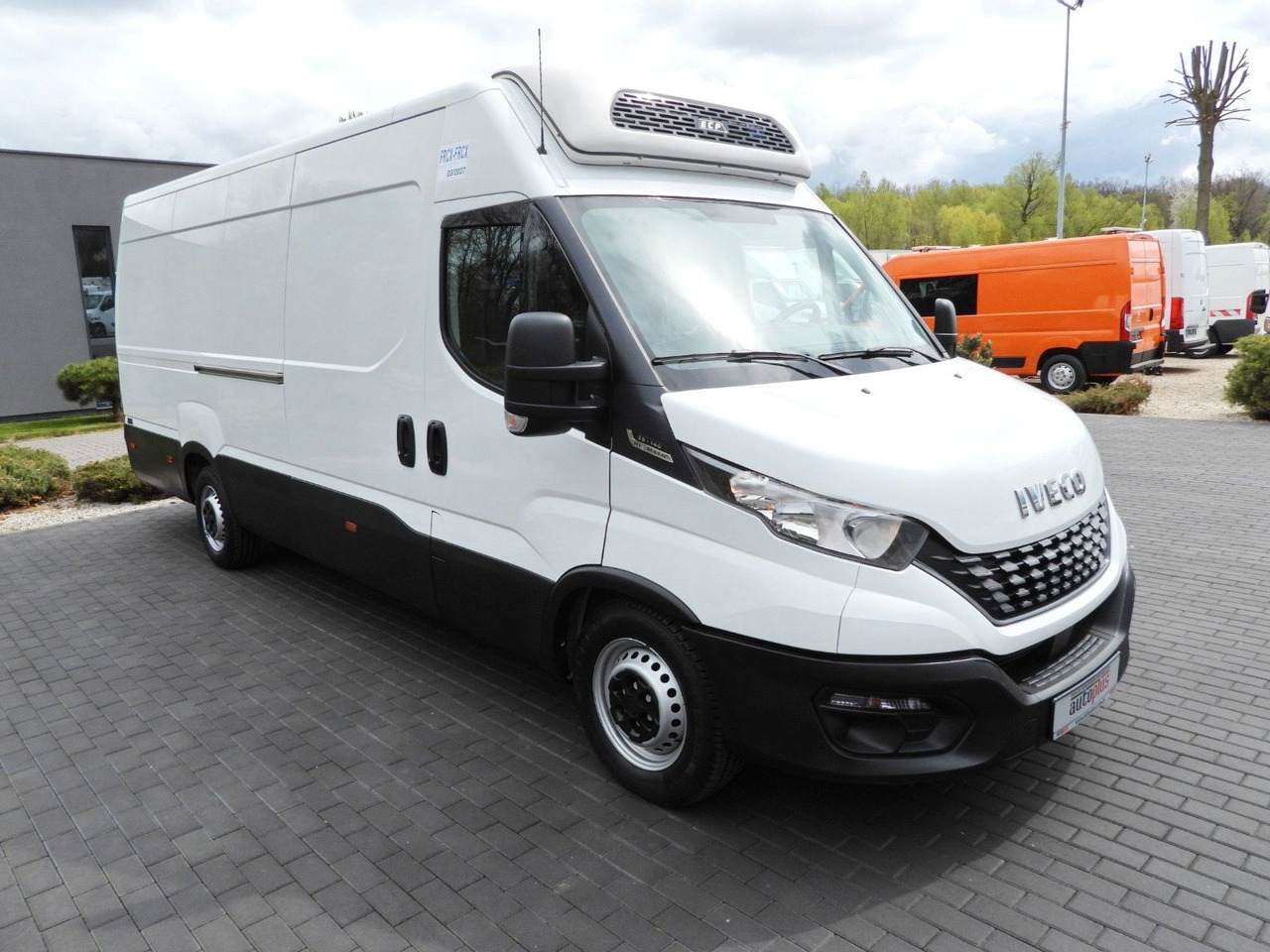 Iveco DAILY 35S14 KÜHLKASTENWAGEN -5*C STROMVERSORGUNG - כלי רכב מסחרי לקירור: תמונה 4 Iveco DAILY 35S14 KÜHLKASTENWAGEN -5*C STROMVERSORGUNG - כלי רכב מסחרי לקירור: תמונה 4