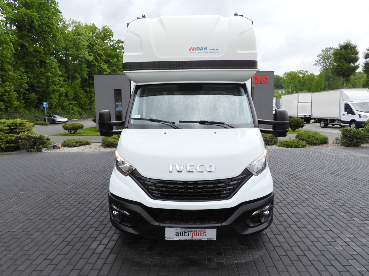 Iveco DAILY 35S18 PRITSCHE PLANE 10 PALETTEN WEBASTO - כלי רכב מסחרי עם וילונות צד: תמונה 5 Iveco DAILY 35S18 PRITSCHE PLANE 10 PALETTEN WEBASTO - כלי רכב מסחרי עם וילונות צד: תמונה 5