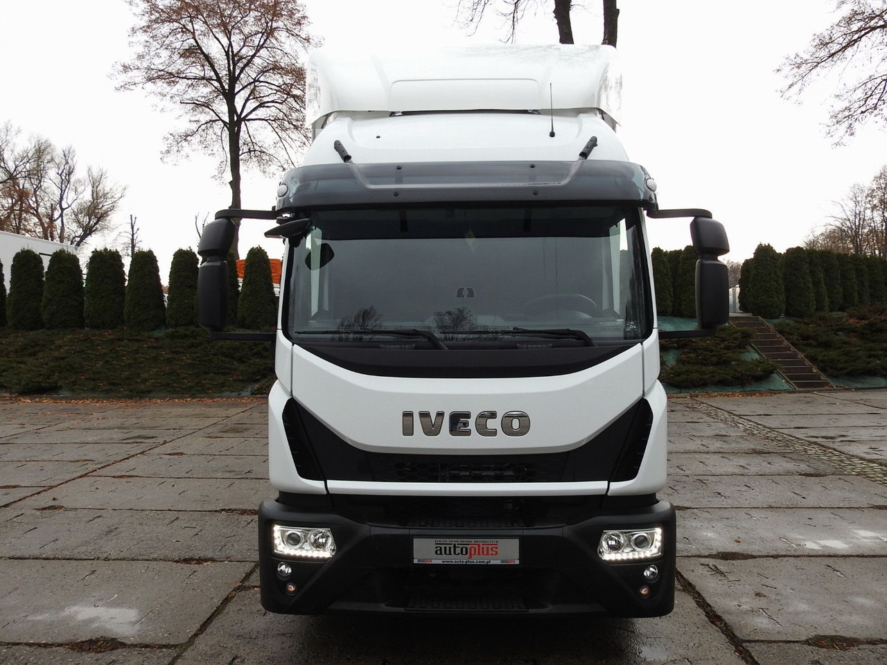 משאית וילונות צד Iveco EUROCARGO 120-250 PRITSCHE PLANE 18 PALETTEN A/C: תמונה 5