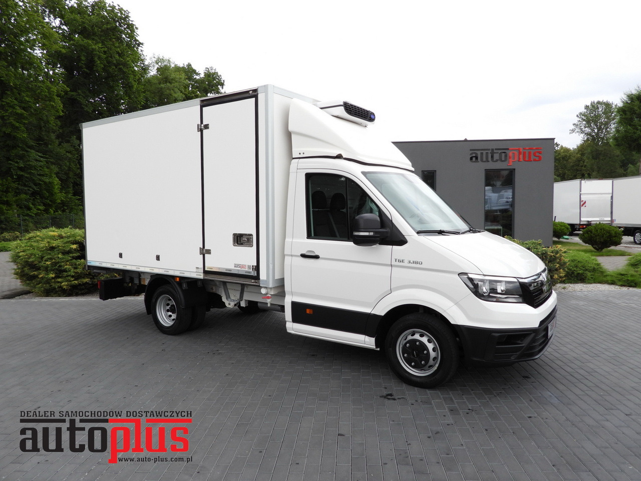 MAN TGE 3.180 REGRIGERATOR BOX 0*C CRUISE CONTROL TWIN WHEELS AIR CONDITIONING 180HP - כלי רכב מסחרי לקירור: תמונה 1 MAN TGE 3.180 REGRIGERATOR BOX 0*C CRUISE CONTROL TWIN WHEELS AIR CONDITIONING 180HP - כלי רכב מסחרי לקירור: תמונה 1