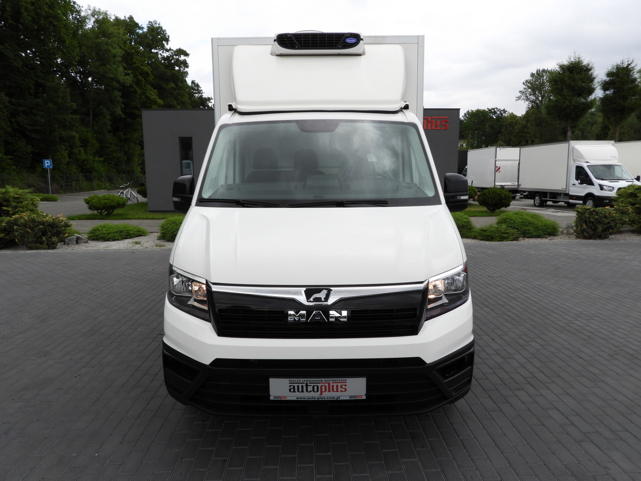 MAN TGE 3.180 REGRIGERATOR BOX 0*C CRUISE CONTROL TWIN WHEELS AIR CONDITIONING 180HP - כלי רכב מסחרי לקירור: תמונה 5 MAN TGE 3.180 REGRIGERATOR BOX 0*C CRUISE CONTROL TWIN WHEELS AIR CONDITIONING 180HP - כלי רכב מסחרי לקירור: תמונה 5