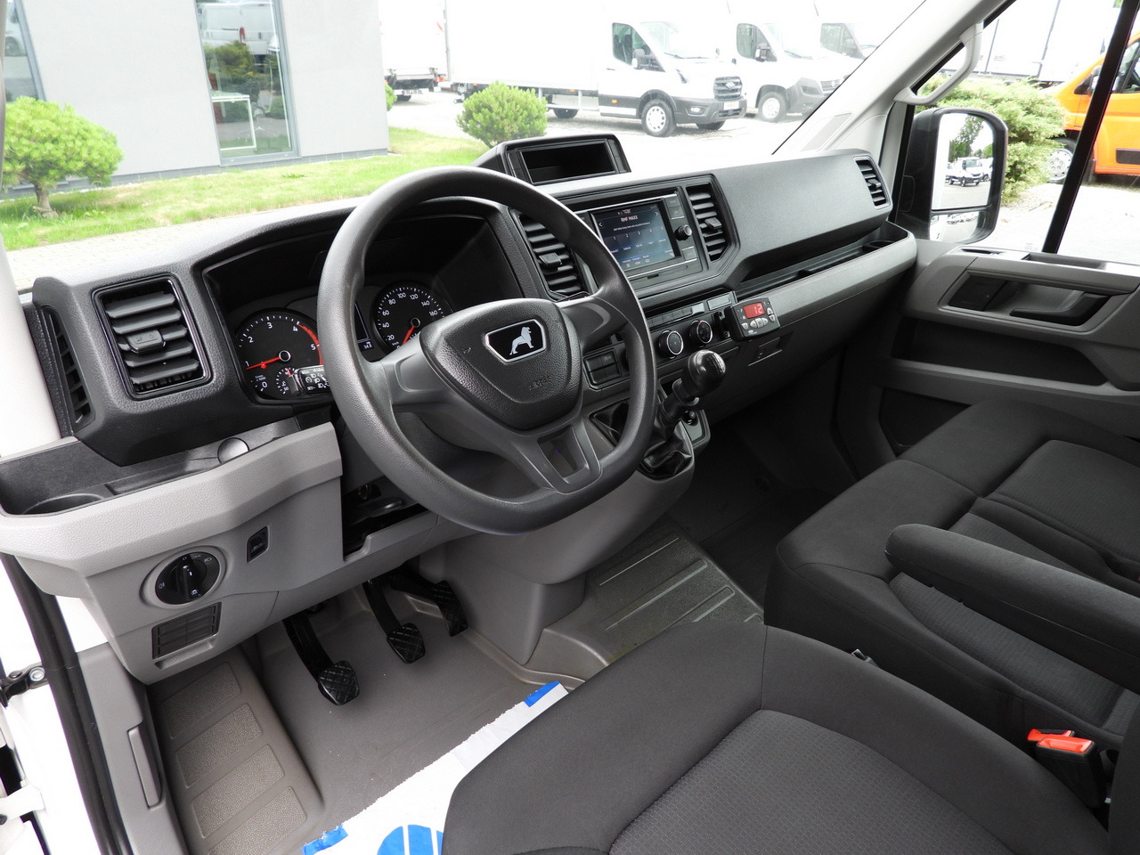 MAN TGE 3.180 REGRIGERATOR BOX 0*C CRUISE CONTROL TWIN WHEELS AIR CONDITIONING 180HP - כלי רכב מסחרי לקירור: תמונה 2 MAN TGE 3.180 REGRIGERATOR BOX 0*C CRUISE CONTROL TWIN WHEELS AIR CONDITIONING 180HP - כלי רכב מסחרי לקירור: תמונה 2