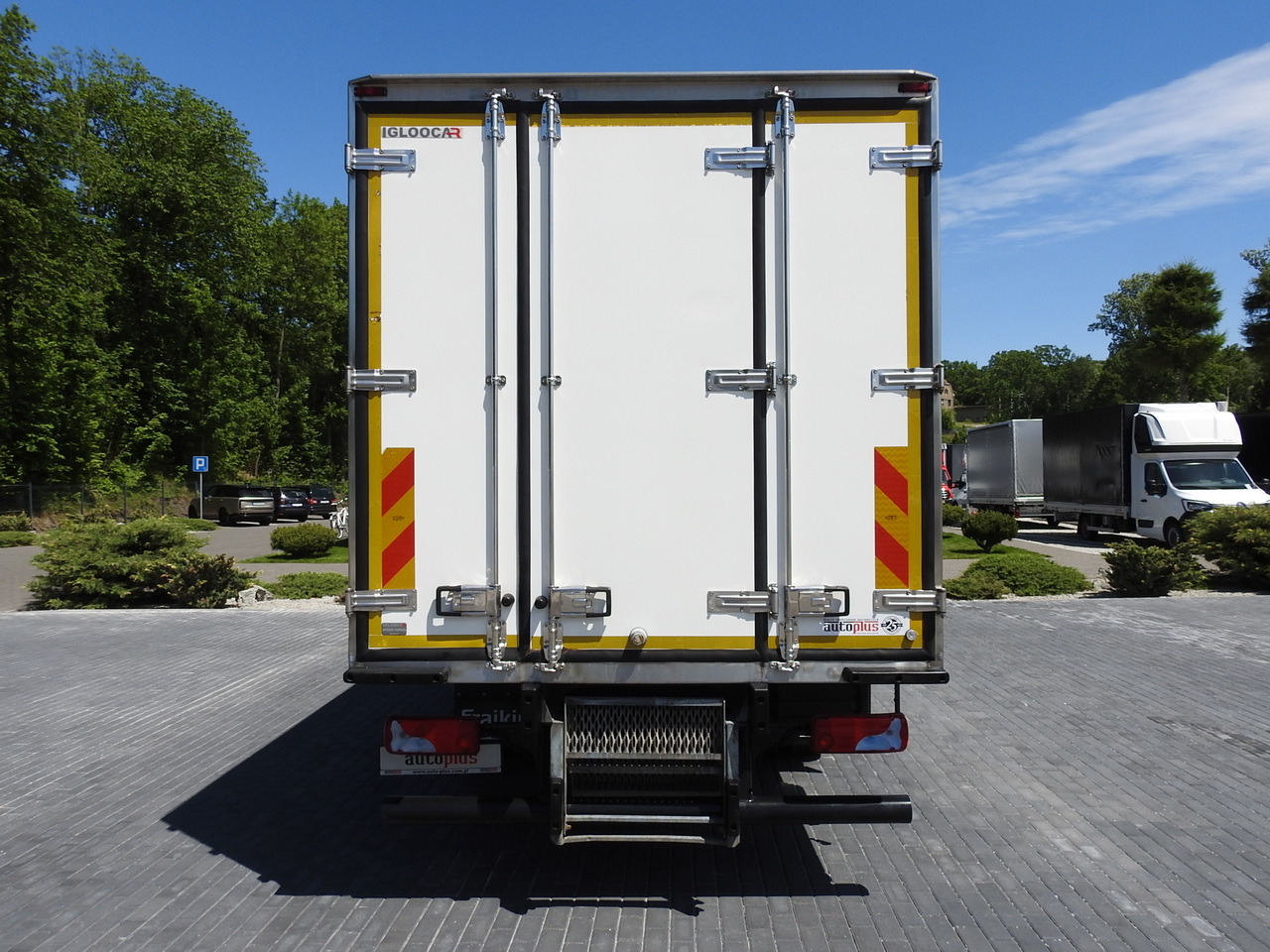 משאית קירור MAN TGL 10.180 REGRIGERATOR BOX -20*C 11 PALLETS POWER SUPPLY 230V AIR CONDITIONING PNEUMATICS TWIN WHEELS 180HP: תמונה 10 משאית קירור MAN TGL 10.180 REGRIGERATOR BOX -20*C 11 PALLETS POWER SUPPLY 230V AIR CONDITIONING PNEUMATICS TWIN WHEELS 180HP: תמונה 10