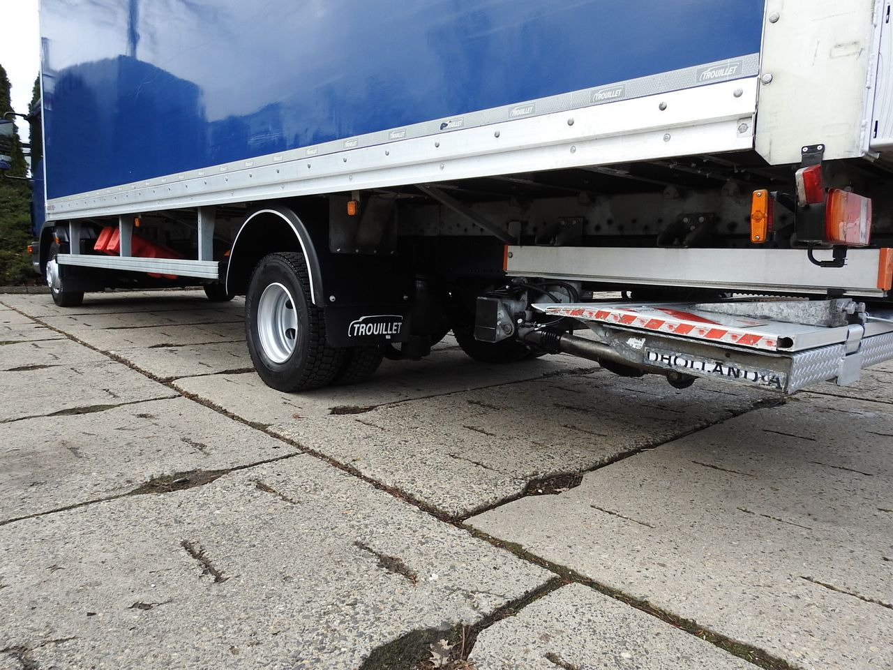 כלי רכב מסחרי עם תיבה MAN TGL 12.220 BOX LIFT 18 PALLETS CRUISE CONTROLAIR CONDITIONING PNEUMATICS AUTOMATIC TWIN WHEELS 220HP: תמונה 17 כלי רכב מסחרי עם תיבה MAN TGL 12.220 BOX LIFT 18 PALLETS CRUISE CONTROLAIR CONDITIONING PNEUMATICS AUTOMATIC TWIN WHEELS 220HP: תמונה 17