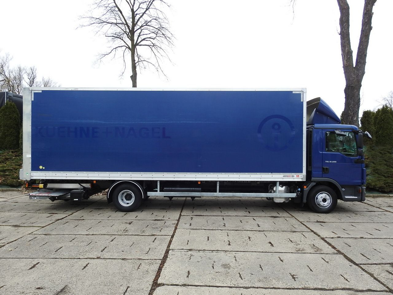 כלי רכב מסחרי עם תיבה MAN TGL 12.220 BOX LIFT 18 PALLETS CRUISE CONTROLAIR CONDITIONING PNEUMATICS AUTOMATIC TWIN WHEELS 220HP: תמונה 7 כלי רכב מסחרי עם תיבה MAN TGL 12.220 BOX LIFT 18 PALLETS CRUISE CONTROLAIR CONDITIONING PNEUMATICS AUTOMATIC TWIN WHEELS 220HP: תמונה 7