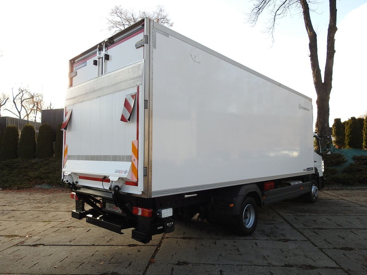 MERCEDES ATEGO 12.24 REGRIGERATOR BOX -10*C LIFT 16 PALLETS HEATING FUNCTION WEBASTO CRUISE CONTROL PNEUMATICS AIR CONDITIONING 240HP - משאית קירור: תמונה 3 MERCEDES ATEGO 12.24 REGRIGERATOR BOX -10*C LIFT 16 PALLETS HEATING FUNCTION WEBASTO CRUISE CONTROL PNEUMATICS AIR CONDITIONING 240HP - משאית קירור: תמונה 3