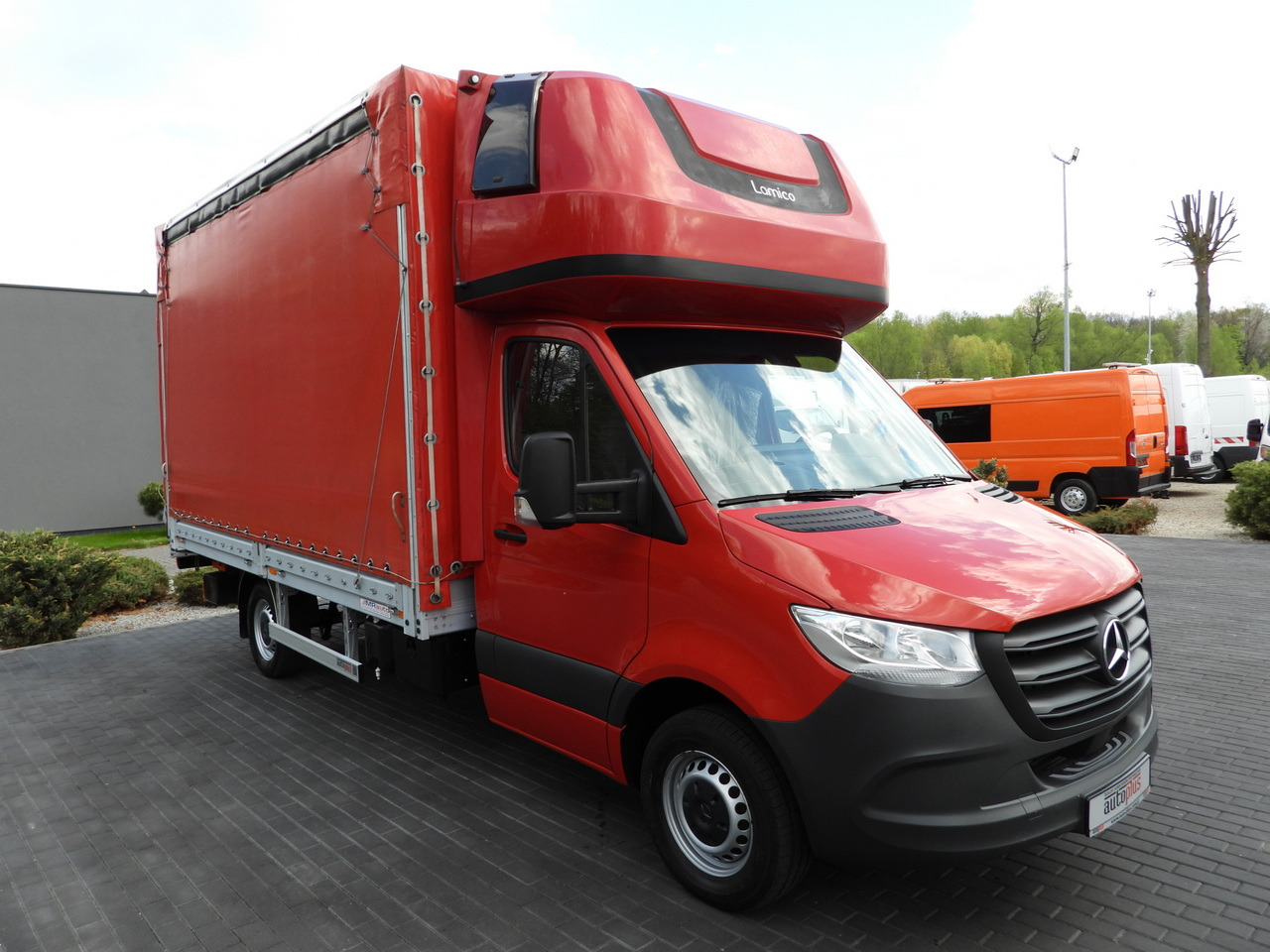 MERCEDES SPRINTER 316 8 PALLETS TARPAULIN LIFT CRUISE CONTROL AIR CONDITIONING 160HP - כלי רכב מסחרי עם וילונות צד: תמונה 4 MERCEDES SPRINTER 316 8 PALLETS TARPAULIN LIFT CRUISE CONTROL AIR CONDITIONING 160HP - כלי רכב מסחרי עם וילונות צד: תמונה 4