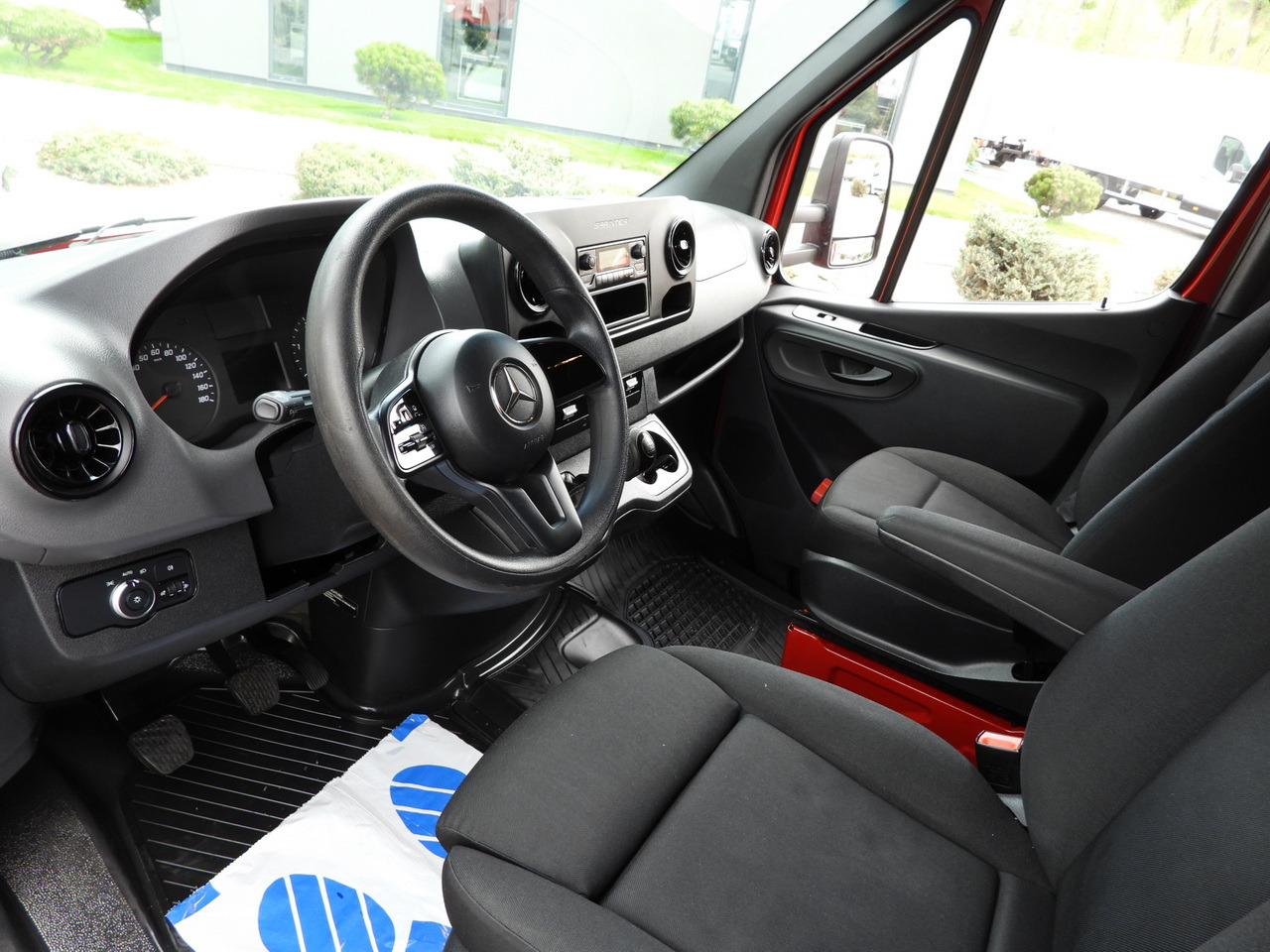 MERCEDES SPRINTER 316 8 PALLETS TARPAULIN LIFT CRUISE CONTROL AIR CONDITIONING 160HP - כלי רכב מסחרי עם וילונות צד: תמונה 2 MERCEDES SPRINTER 316 8 PALLETS TARPAULIN LIFT CRUISE CONTROL AIR CONDITIONING 160HP - כלי רכב מסחרי עם וילונות צד: תמונה 2