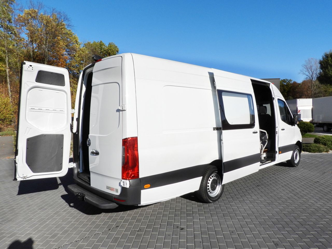 MERCEDES SPRINTER 316 BOX DELIVERY VAN 7 SEATS CRUISE CONTROL AUTOMATIC TRANSMISSION AIR CONDITIONING 160HP - כלי רכב מסחרי עם לוח: תמונה 4 MERCEDES SPRINTER 316 BOX DELIVERY VAN 7 SEATS CRUISE CONTROL AUTOMATIC TRANSMISSION AIR CONDITIONING 160HP - כלי רכב מסחרי עם לוח: תמונה 4