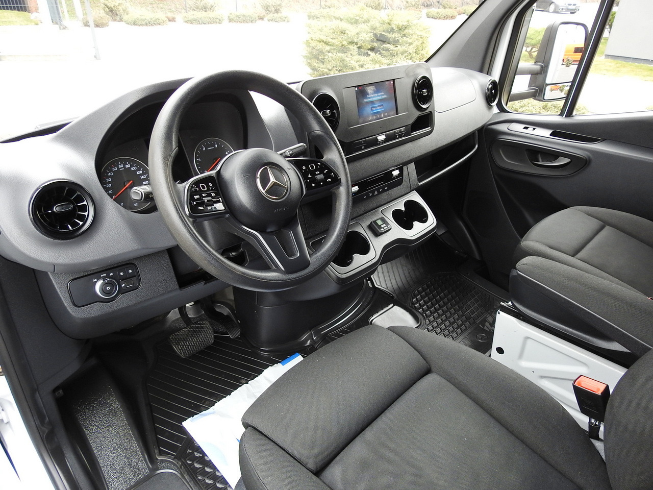 MERCEDES SPRINTER 316 TARPAULIN 10 PALLETS WEBASTO CRUISE CONTROL LED LIGHTS PNEUMATICS AUTOMATIC TRANSMISSION AIR CONDITIONING 160HP - כלי רכב מסחרי עם וילונות צד: תמונה 2 MERCEDES SPRINTER 316 TARPAULIN 10 PALLETS WEBASTO CRUISE CONTROL LED LIGHTS PNEUMATICS AUTOMATIC TRANSMISSION AIR CONDITIONING 160HP - כלי רכב מסחרי עם וילונות צד: תמונה 2