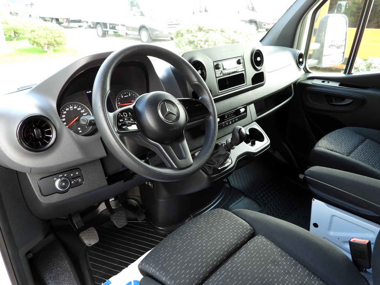 MERCEDES SPRINTER 316 TARPAULIN 8 PALLETS WEBASTO CRUISE CONTROL AIR CONDITIONING 160HP - כלי רכב מסחרי עם וילונות צד: תמונה 2 MERCEDES SPRINTER 316 TARPAULIN 8 PALLETS WEBASTO CRUISE CONTROL AIR CONDITIONING 160HP - כלי רכב מסחרי עם וילונות צד: תמונה 2