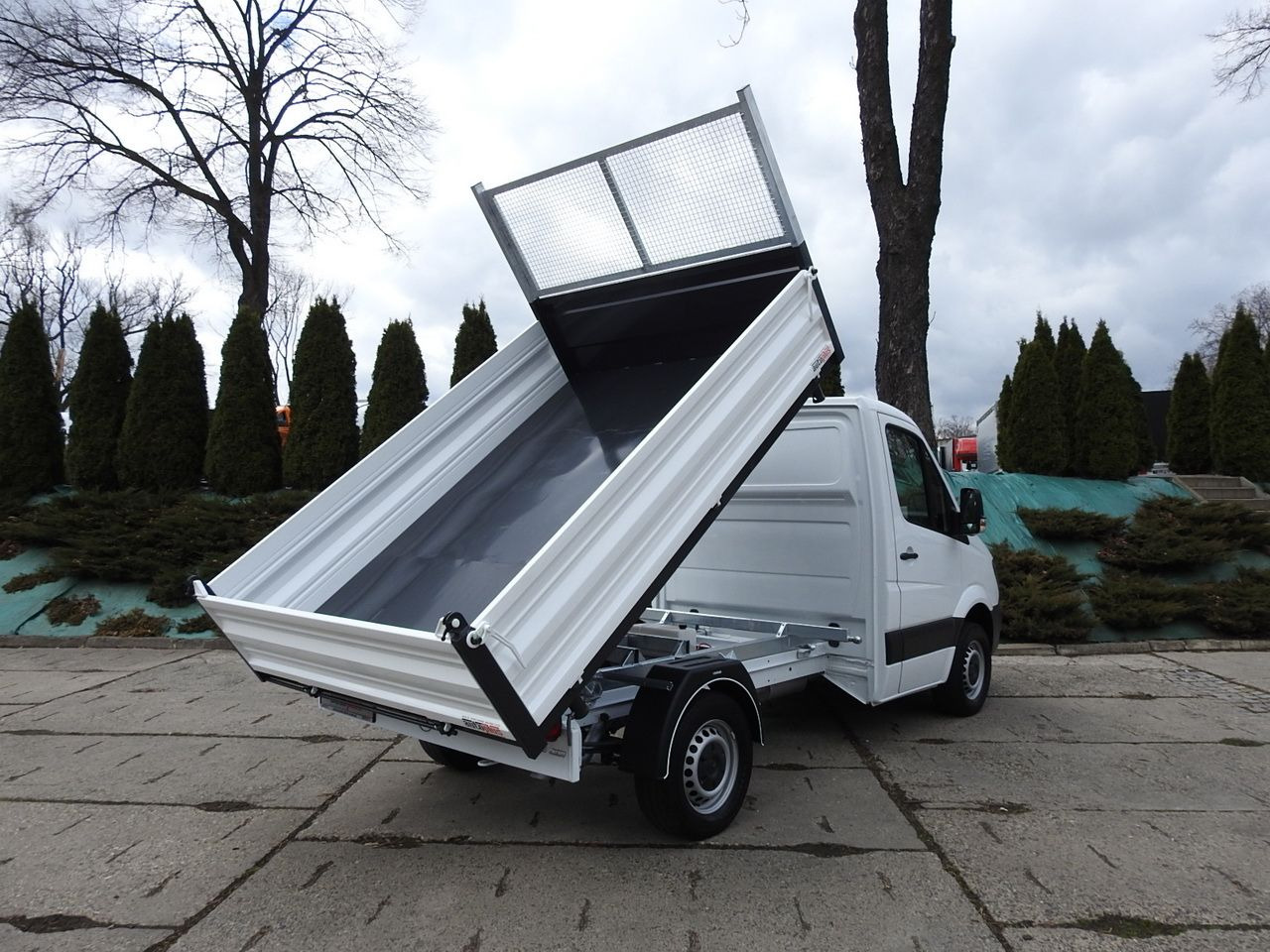 MERCEDES SPRINTER 316 THREE-WAY TIPPER CRUISE CONTROL AUTOMATIC TRANSMISSION AIR CONDITIONING 160HP - כלי רכב מסחרי מזהיר: תמונה 3 MERCEDES SPRINTER 316 THREE-WAY TIPPER CRUISE CONTROL AUTOMATIC TRANSMISSION AIR CONDITIONING 160HP - כלי רכב מסחרי מזהיר: תמונה 3