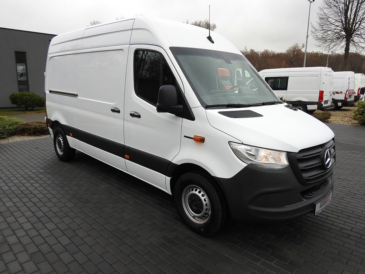 MERCEDES eSprinter NEW ELECTRIC VAN AUTOMATIC TRANSMISSION GUARANTEE 95HP - כלי רכב מסחרי עם לוח, כלי רכב מסחרי חשמלי: תמונה 4 MERCEDES eSprinter NEW ELECTRIC VAN AUTOMATIC TRANSMISSION GUARANTEE 95HP - כלי רכב מסחרי עם לוח, כלי רכב מסחרי חשמלי: תמונה 4