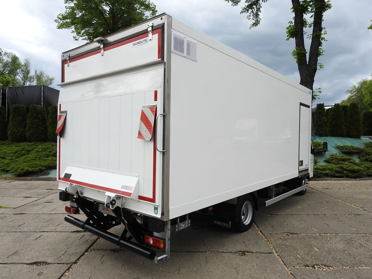 MITSUBISHI CANTER FUSO 7C15 REGRIGERATOR BOX -4*C LIFT POWER SUPPLY 230V AIR CONDITIONING AUTOMATIC TRANSMISSION 150HP - משאית קירור: תמונה 3 MITSUBISHI CANTER FUSO 7C15 REGRIGERATOR BOX -4*C LIFT POWER SUPPLY 230V AIR CONDITIONING AUTOMATIC TRANSMISSION 150HP - משאית קירור: תמונה 3