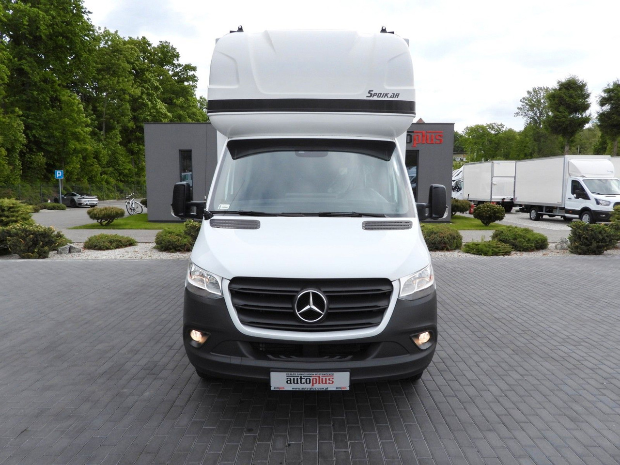 Mercedes-Benz SPRINTER 519 PRITSCHE PLANE 8 PALETTEN WEBASTO - כלי רכב מסחרי עם וילונות צד: תמונה 5 Mercedes-Benz SPRINTER 519 PRITSCHE PLANE 8 PALETTEN WEBASTO - כלי רכב מסחרי עם וילונות צד: תמונה 5