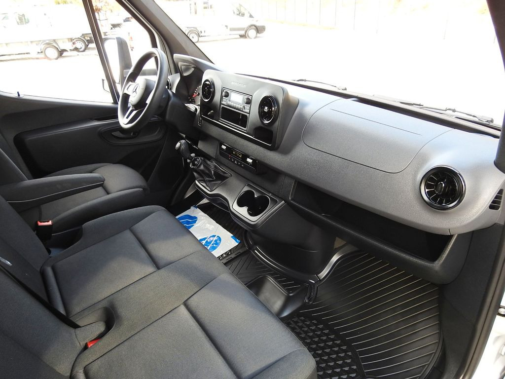 הַחכָּרָה Mercedes-Benz SPRINTER KOFFER AUFZUG 8 PALETTEN KLIMAANLAGE  Mercedes-Benz SPRINTER KOFFER AUFZUG 8 PALETTEN KLIMAANLAGE: תמונה 30