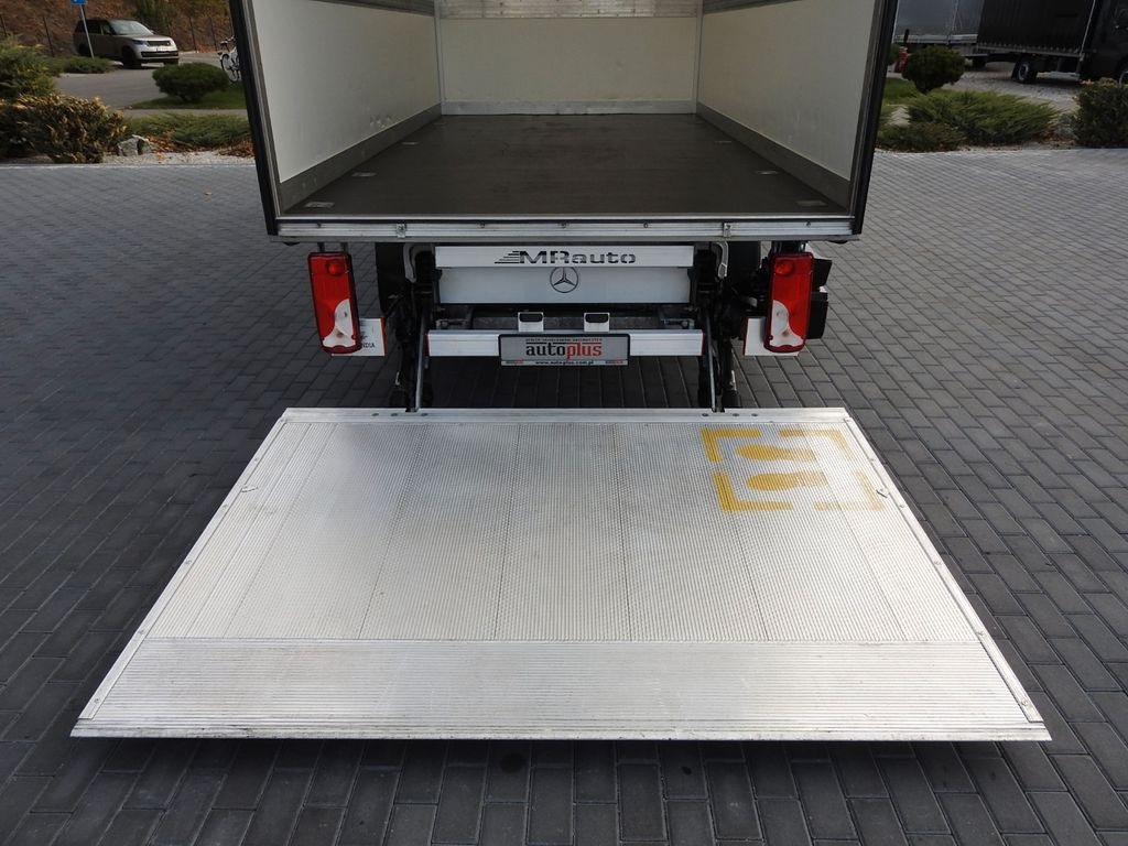 הַחכָּרָה Mercedes-Benz SPRINTER KOFFER AUFZUG 8 PALETTEN KLIMAANLAGE  Mercedes-Benz SPRINTER KOFFER AUFZUG 8 PALETTEN KLIMAANLAGE: תמונה 18