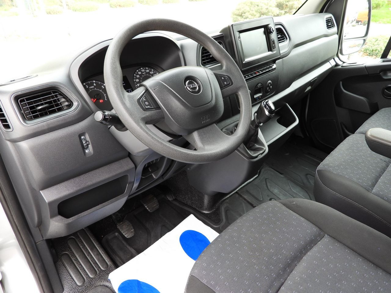 OPEL MOVANO BOX DELIVERY VAN 7 SEATS CRUISE CONTROL LED LIGHTS AIR CONDITIONING 180HP - כלי רכב מסחרי עם לוח: תמונה 2 OPEL MOVANO BOX DELIVERY VAN 7 SEATS CRUISE CONTROL LED LIGHTS AIR CONDITIONING 180HP - כלי רכב מסחרי עם לוח: תמונה 2