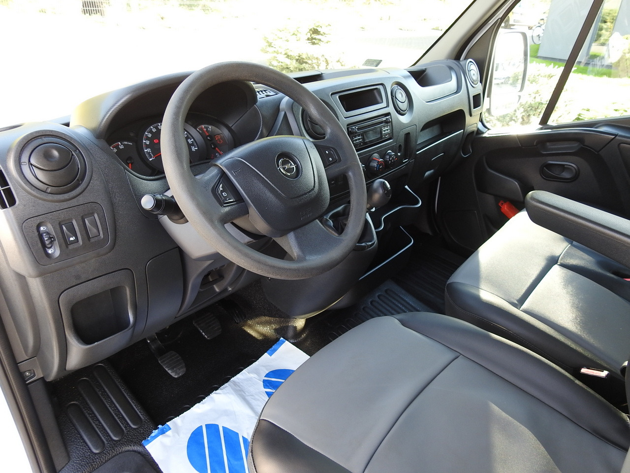 OPEL MOVANO STAKE BODY DOUBLE CABIN DOKA 7 SEATS CRUISE CONTROL AIR CONDITIONING 130HP - כלי רכב מסחרי קומבי: תמונה 2 OPEL MOVANO STAKE BODY DOUBLE CABIN DOKA 7 SEATS CRUISE CONTROL AIR CONDITIONING 130HP - כלי רכב מסחרי קומבי: תמונה 2