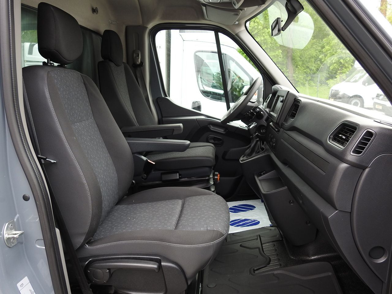 כלי רכב מסחרי עם וילונות צד OPEL MOVANO: תמונה 43