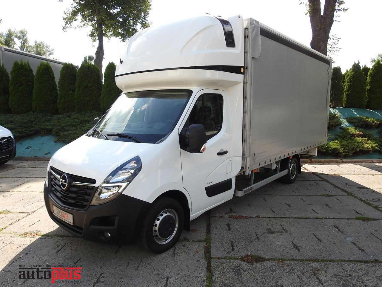 OPEL MOVANO - כלי רכב מסחרי עם וילונות צד: תמונה 1 OPEL MOVANO - כלי רכב מסחרי עם וילונות צד: תמונה 1