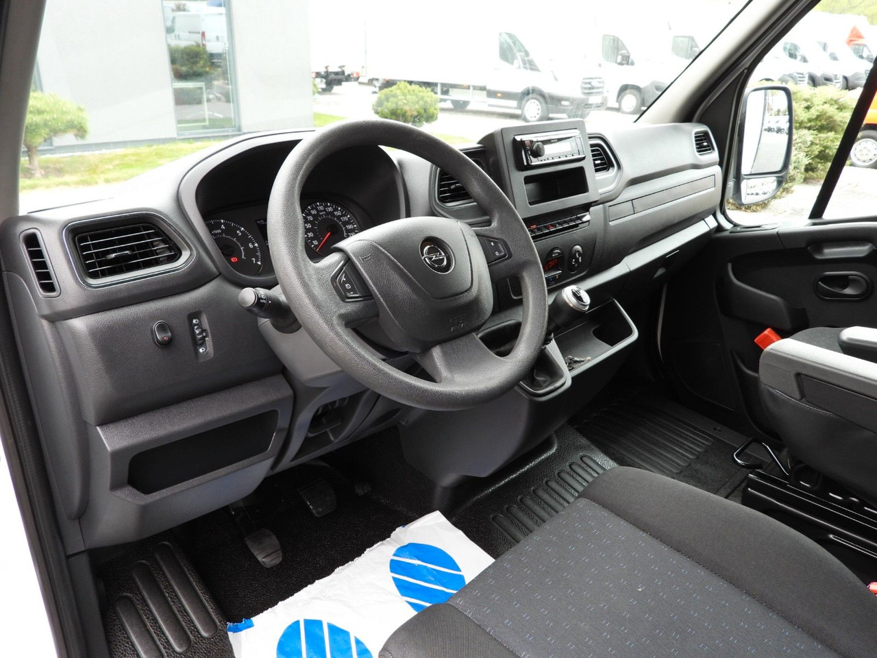 Opel MOVANO PRITSCHE PLANE 10 PALETTEN WEBASTO A/C - כלי רכב מסחרי עם וילונות צד, כלי רכב מסחרי קומבי: תמונה 2 Opel MOVANO PRITSCHE PLANE 10 PALETTEN WEBASTO A/C - כלי רכב מסחרי עם וילונות צד, כלי רכב מסחרי קומבי: תמונה 2