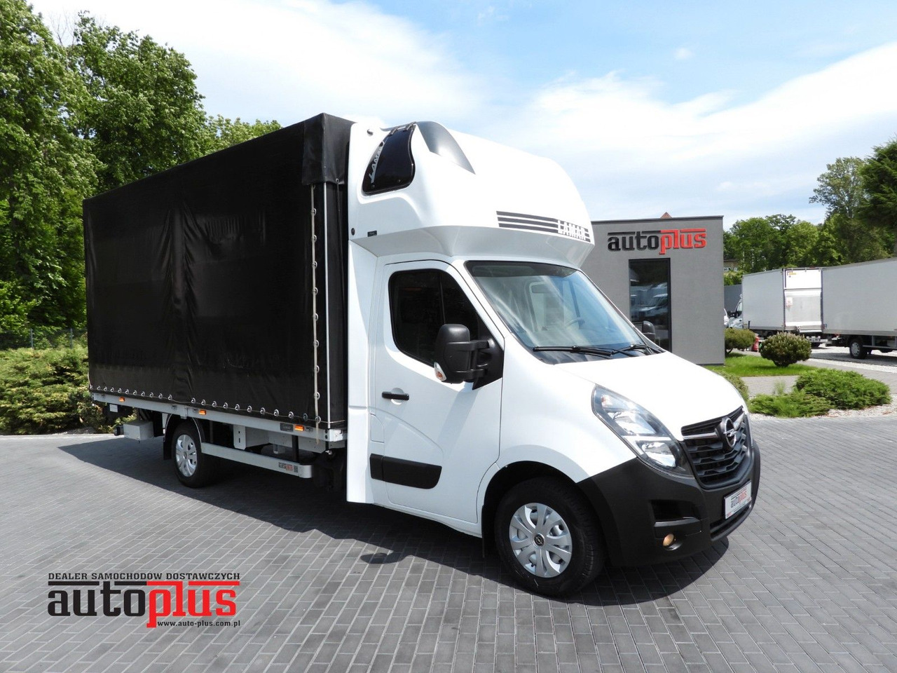 Opel MOVANO PRITSCHE PLANE AUFZUG 9 PALETTEN WEBASTO - כלי רכב מסחרי עם וילונות צד: תמונה 1 Opel MOVANO PRITSCHE PLANE AUFZUG 9 PALETTEN WEBASTO - כלי רכב מסחרי עם וילונות צד: תמונה 1