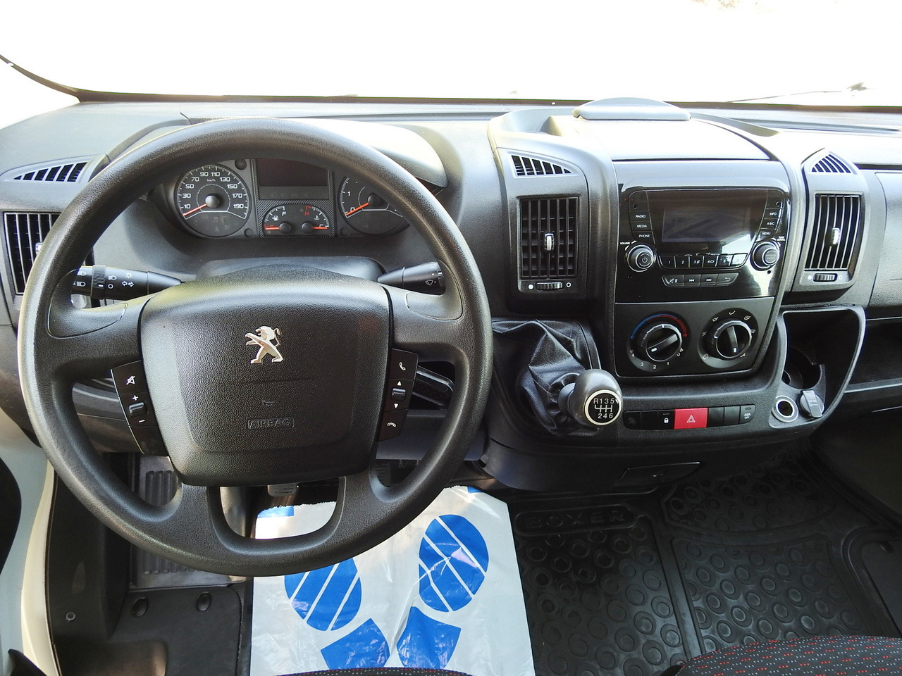 כלי רכב מסחרי עם לוח PEUGEOT BOXER BOX DELIVERY VAN 7 SEATS 110HP: תמונה 24 כלי רכב מסחרי עם לוח PEUGEOT BOXER BOX DELIVERY VAN 7 SEATS 110HP: תמונה 24