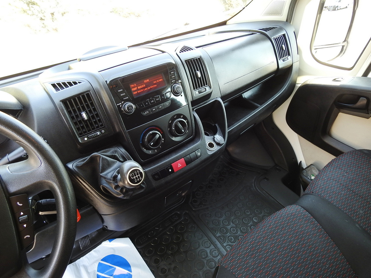 כלי רכב מסחרי עם לוח PEUGEOT BOXER BOX DELIVERY VAN 7 SEATS 110HP: תמונה 26 כלי רכב מסחרי עם לוח PEUGEOT BOXER BOX DELIVERY VAN 7 SEATS 110HP: תמונה 26