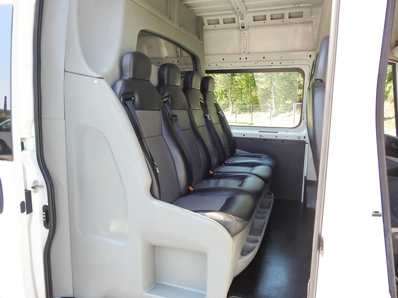 כלי רכב מסחרי עם לוח PEUGEOT BOXER BOX DELIVERY VAN 7 SEATS 110HP: תמונה 34 כלי רכב מסחרי עם לוח PEUGEOT BOXER BOX DELIVERY VAN 7 SEATS 110HP: תמונה 34