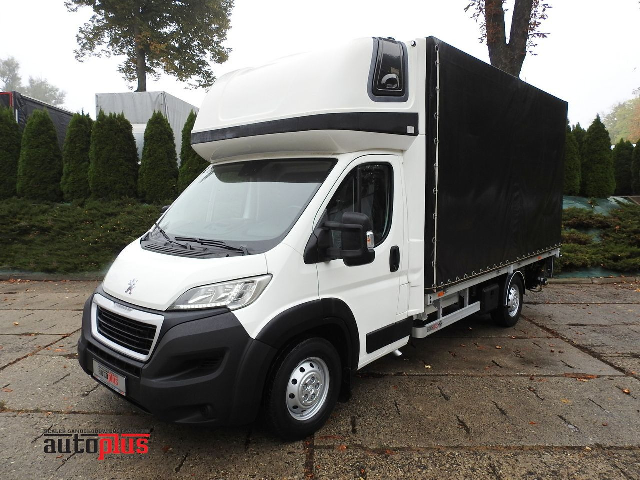PEUGEOT BOXER TARPAULIN LIFT 8 PALLETS WEBASTO LED LIGHTS AIR CONDITIONING 165HP - כלי רכב מסחרי עם וילונות צד: תמונה 1 PEUGEOT BOXER TARPAULIN LIFT 8 PALLETS WEBASTO LED LIGHTS AIR CONDITIONING 165HP - כלי רכב מסחרי עם וילונות צד: תמונה 1