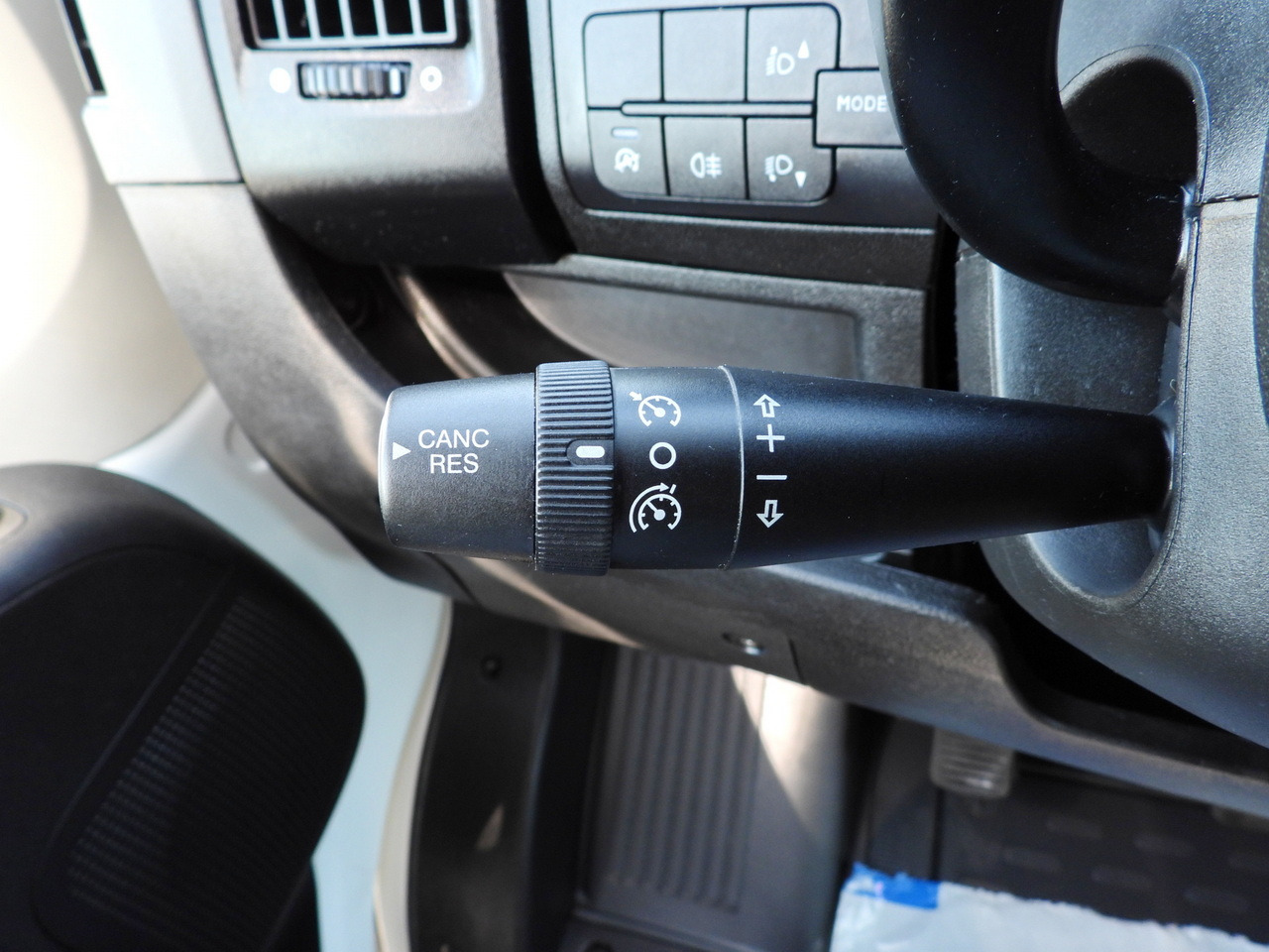 כלי רכב מסחרי מזהיר PEUGEOT BOXER TIPPER DOUBLE CABIN DOKA 7 SEATS CRUISE CONTROL AIR CONDITIONING 140HP: תמונה 31 כלי רכב מסחרי מזהיר PEUGEOT BOXER TIPPER DOUBLE CABIN DOKA 7 SEATS CRUISE CONTROL AIR CONDITIONING 140HP: תמונה 31