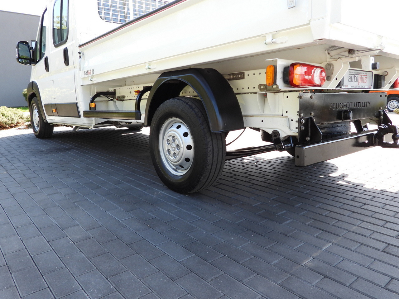 כלי רכב מסחרי מזהיר PEUGEOT BOXER TIPPER DOUBLE CABIN DOKA 7 SEATS CRUISE CONTROL AIR CONDITIONING 140HP: תמונה 15 כלי רכב מסחרי מזהיר PEUGEOT BOXER TIPPER DOUBLE CABIN DOKA 7 SEATS CRUISE CONTROL AIR CONDITIONING 140HP: תמונה 15