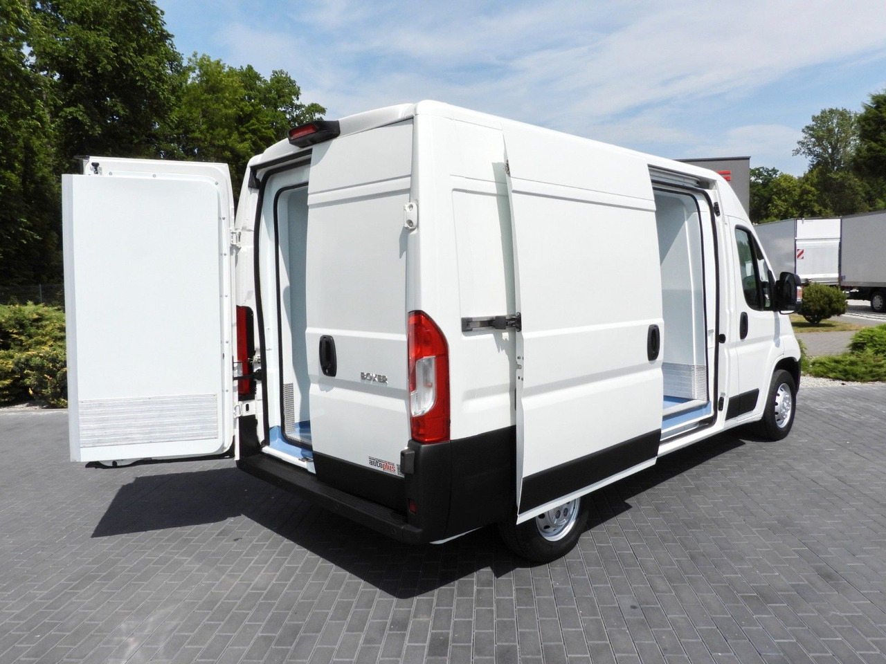 Peugeot BOXER KÜHLKASTENWAGEN -10*C TEMPOMAT - כלי רכב מסחרי לקירור: תמונה 3 Peugeot BOXER KÜHLKASTENWAGEN -10*C TEMPOMAT - כלי רכב מסחרי לקירור: תמונה 3