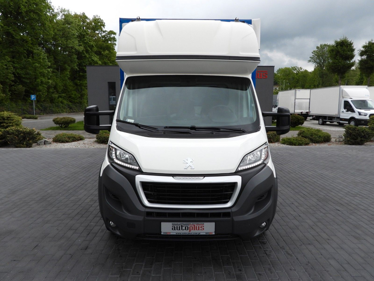 Peugeot BOXER PRITSCHE PLANE 10 PALETEN WEBASTO TEMPOMAT Peugeot BOXER PRITSCHE PLANE 10 PALETEN WEBASTO TEMPOMAT - כלי רכב מסחרי עם וילונות צד: תמונה 5 Peugeot BOXER PRITSCHE PLANE 10 PALETEN WEBASTO TEMPOMAT Peugeot BOXER PRITSCHE PLANE 10 PALETEN WEBASTO TEMPOMAT - כלי רכב מסחרי עם וילונות צד: תמונה 5