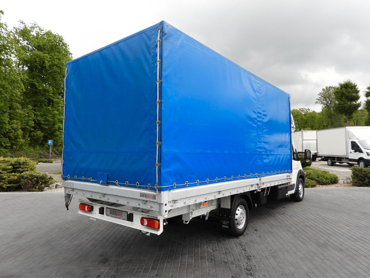 Peugeot BOXER PRITSCHE PLANE 10 PALETEN WEBASTO TEMPOMAT Peugeot BOXER PRITSCHE PLANE 10 PALETEN WEBASTO TEMPOMAT - כלי רכב מסחרי עם וילונות צד: תמונה 3 Peugeot BOXER PRITSCHE PLANE 10 PALETEN WEBASTO TEMPOMAT Peugeot BOXER PRITSCHE PLANE 10 PALETEN WEBASTO TEMPOMAT - כלי רכב מסחרי עם וילונות צד: תמונה 3