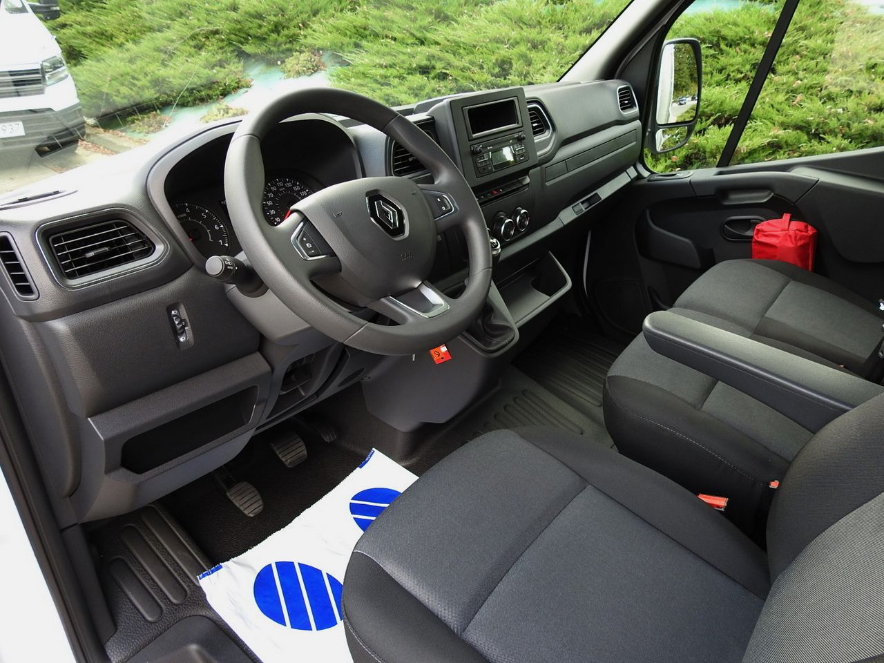 RENAULT MASTER NEW TARPAULIN 8 PALLETS CRUISE CONTROL LED LIGHTS AIR CONDITIONING 165HP - כלי רכב מסחרי עם וילונות צד: תמונה 2 RENAULT MASTER NEW TARPAULIN 8 PALLETS CRUISE CONTROL LED LIGHTS AIR CONDITIONING 165HP - כלי רכב מסחרי עם וילונות צד: תמונה 2