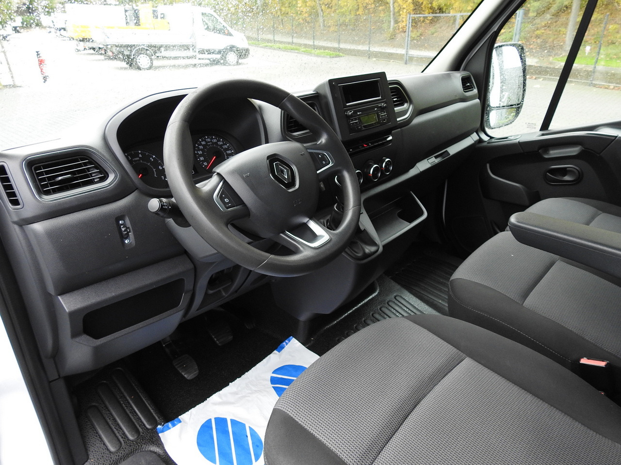 RENAULT MASTER STAKE BODY CRUISE CONTROL AIR CONDITIONING LED LIGHTS TWIN WHEELS 130HP - כלי רכב מסחרי במיטה שטוחה: תמונה 2 RENAULT MASTER STAKE BODY CRUISE CONTROL AIR CONDITIONING LED LIGHTS TWIN WHEELS 130HP - כלי רכב מסחרי במיטה שטוחה: תמונה 2