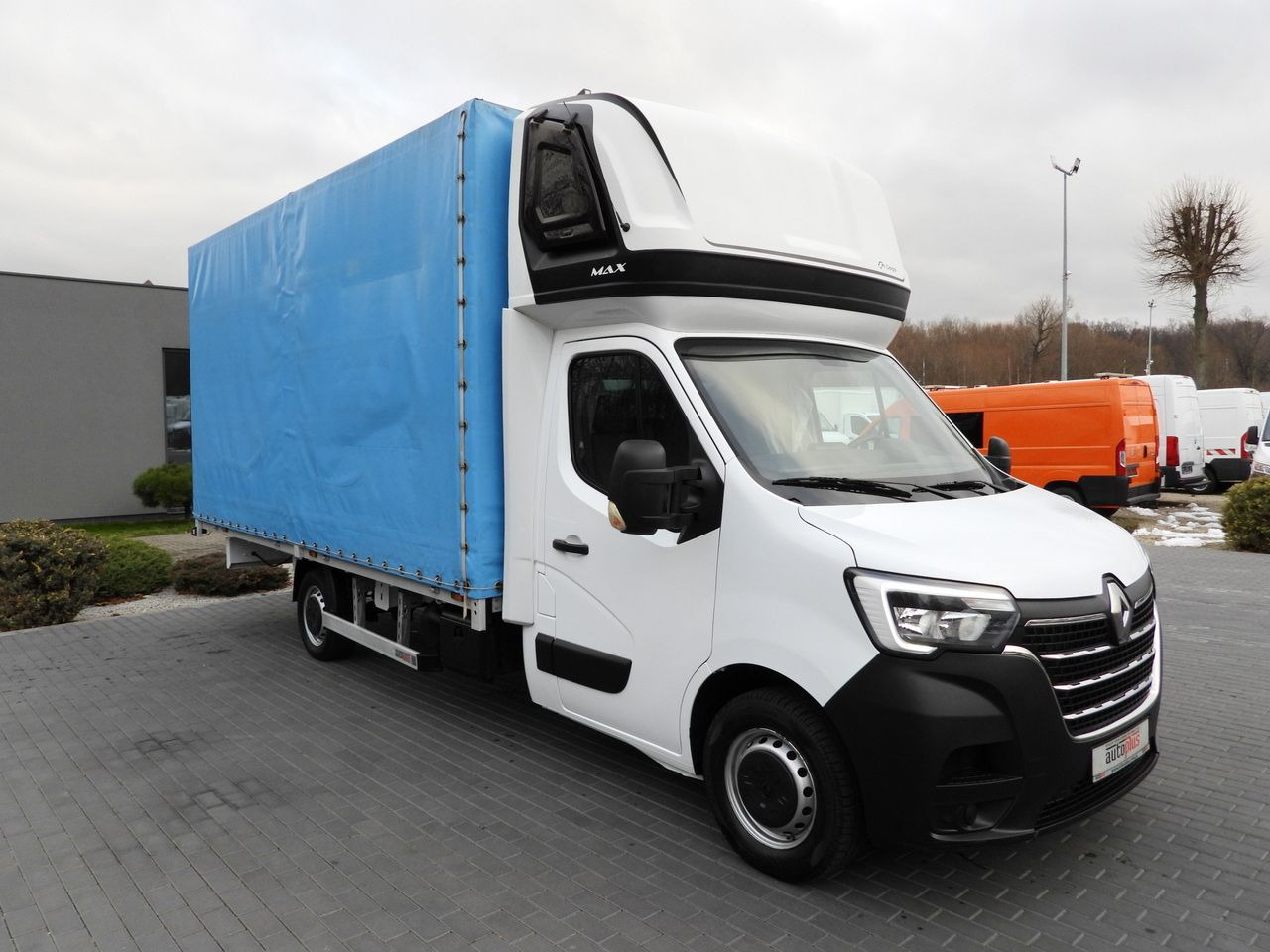 RENAULT MASTER TARPAULIN 10 PALLETS CRUISE CONTROL NAVIGATION LED LIGHTS PNEUMATICS AIR CONDITIONING 165HP - כלי רכב מסחרי עם וילונות צד: תמונה 4 RENAULT MASTER TARPAULIN 10 PALLETS CRUISE CONTROL NAVIGATION LED LIGHTS PNEUMATICS AIR CONDITIONING 165HP - כלי רכב מסחרי עם וילונות צד: תמונה 4