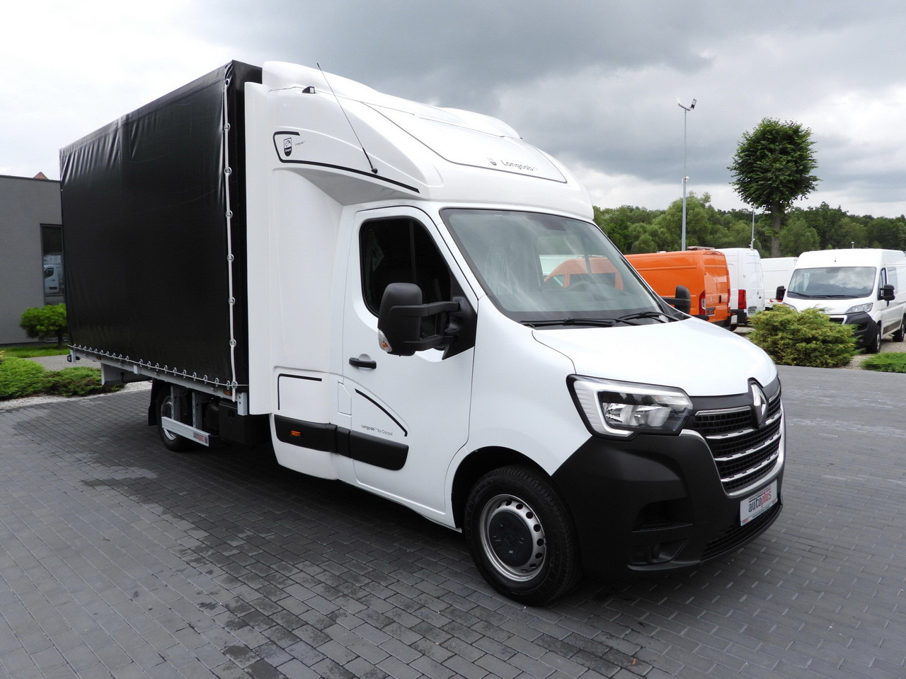 RENAULT MASTER TARPAULIN 10 PALLETS WEBASTO CRUISE CONTROL LED LIGHTS PNEUMATICS AIR CONDITIONING 165HP - כלי רכב מסחרי עם וילונות צד: תמונה 4 RENAULT MASTER TARPAULIN 10 PALLETS WEBASTO CRUISE CONTROL LED LIGHTS PNEUMATICS AIR CONDITIONING 165HP - כלי רכב מסחרי עם וילונות צד: תמונה 4