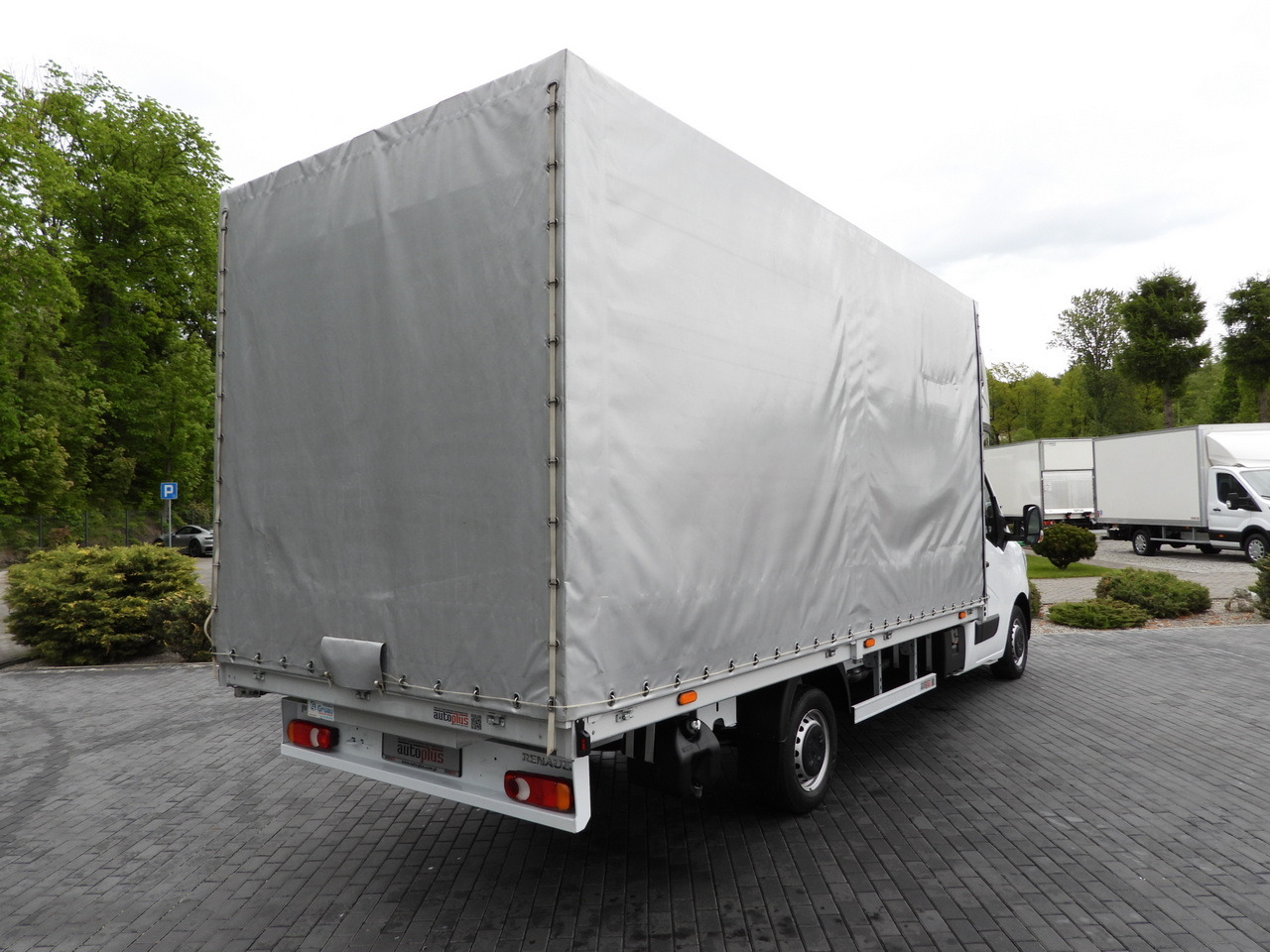 RENAULT MASTER TARPAULIN 10 PALLETS WEBASTO CRUISE CONTROL LED LIGHTS PNEUMATICS AIR CONDITIONING 165HP - כלי רכב מסחרי עם וילונות צד: תמונה 3 RENAULT MASTER TARPAULIN 10 PALLETS WEBASTO CRUISE CONTROL LED LIGHTS PNEUMATICS AIR CONDITIONING 165HP - כלי רכב מסחרי עם וילונות צד: תמונה 3