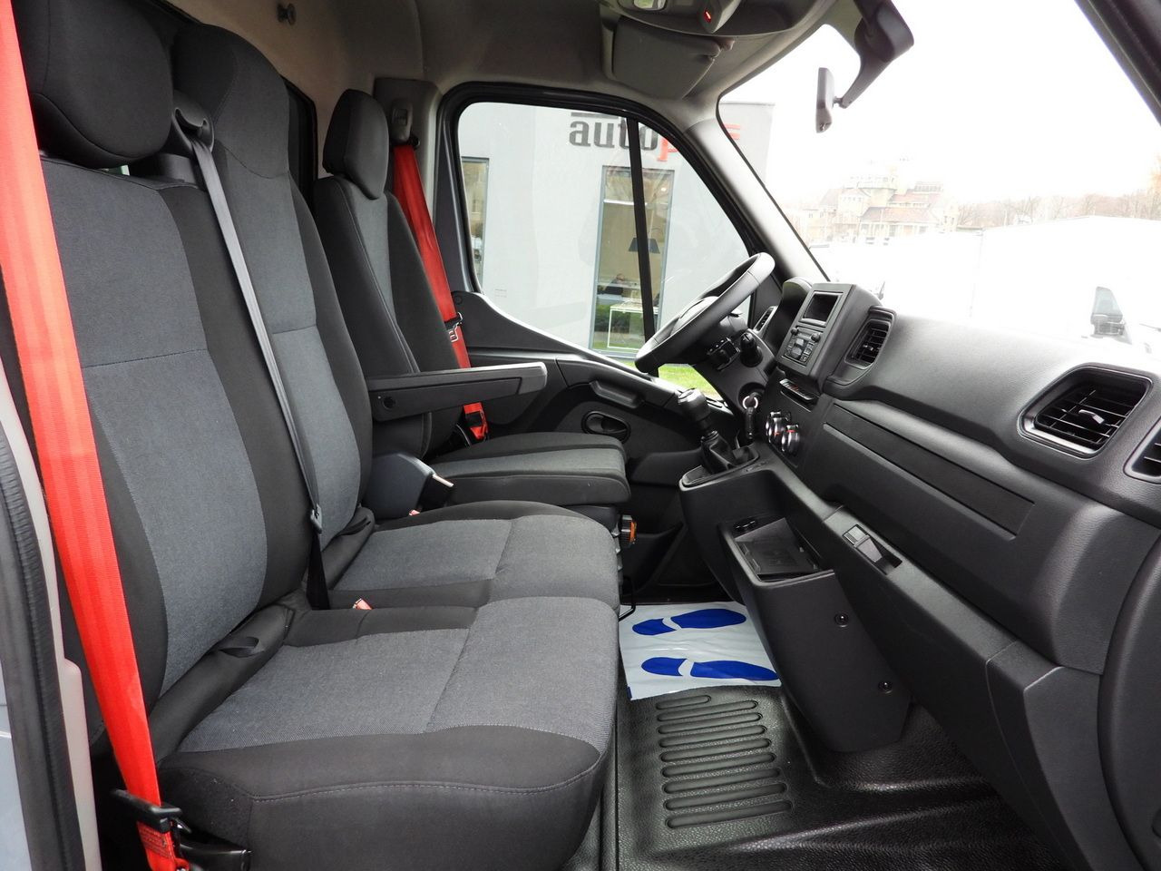 הַחכָּרָה RENAULT MASTER TARPAULIN 10 PALLETS WEBASTO CRUISE CONTROL LED LIGHTS PNEUMATICS AIR CONDITIONING 165HP RENAULT MASTER TARPAULIN 10 PALLETS WEBASTO CRUISE CONTROL LED LIGHTS PNEUMATICS AIR CONDITIONING 165HP: תמונה 38 הַחכָּרָה RENAULT MASTER TARPAULIN 10 PALLETS WEBASTO CRUISE CONTROL LED LIGHTS PNEUMATICS AIR CONDITIONING 165HP RENAULT MASTER TARPAULIN 10 PALLETS WEBASTO CRUISE CONTROL LED LIGHTS PNEUMATICS AIR CONDITIONING 165HP: תמונה 38