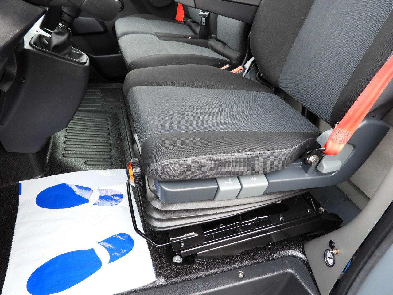 הַחכָּרָה RENAULT MASTER TARPAULIN 10 PALLETS WEBASTO CRUISE CONTROL LED LIGHTS PNEUMATICS AIR CONDITIONING 165HP RENAULT MASTER TARPAULIN 10 PALLETS WEBASTO CRUISE CONTROL LED LIGHTS PNEUMATICS AIR CONDITIONING 165HP: תמונה 28 הַחכָּרָה RENAULT MASTER TARPAULIN 10 PALLETS WEBASTO CRUISE CONTROL LED LIGHTS PNEUMATICS AIR CONDITIONING 165HP RENAULT MASTER TARPAULIN 10 PALLETS WEBASTO CRUISE CONTROL LED LIGHTS PNEUMATICS AIR CONDITIONING 165HP: תמונה 28