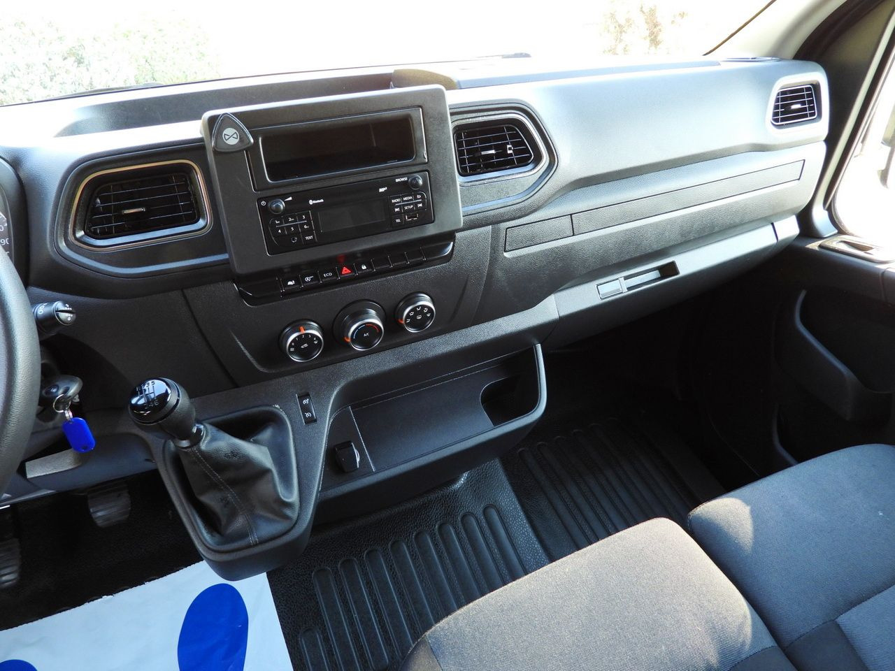 כלי רכב מסחרי עם וילונות צד RENAULT MASTER TARPAULIN 10 PALLETS WEBASTO CRUISE CONTROL LED LIGHTS PNEUMATICS AIR CONDITIONING 165HP: תמונה 30 כלי רכב מסחרי עם וילונות צד RENAULT MASTER TARPAULIN 10 PALLETS WEBASTO CRUISE CONTROL LED LIGHTS PNEUMATICS AIR CONDITIONING 165HP: תמונה 30