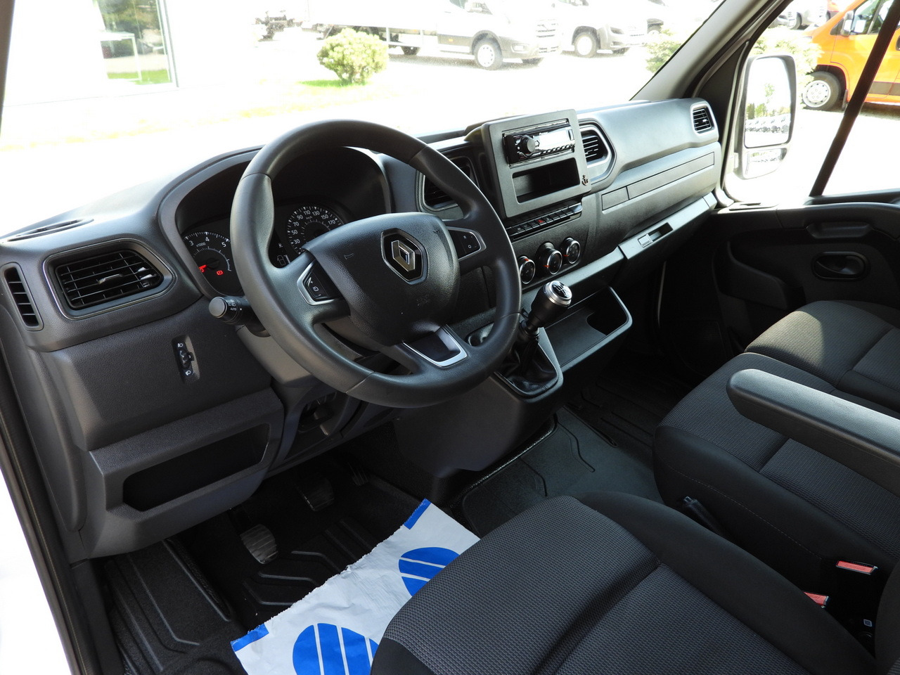 RENAULT MASTER TARPAULIN 10 PALLETS WEBASTO CRUISE CONTROL LED LIGHTS PNEUMATICS AIR CONDITIONING 165HP - כלי רכב מסחרי עם וילונות צד: תמונה 2 RENAULT MASTER TARPAULIN 10 PALLETS WEBASTO CRUISE CONTROL LED LIGHTS PNEUMATICS AIR CONDITIONING 165HP - כלי רכב מסחרי עם וילונות צד: תמונה 2