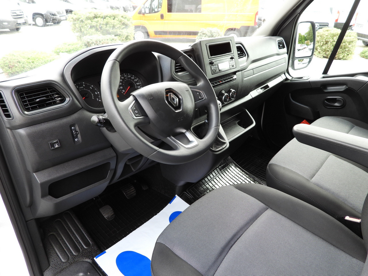 RENAULT MASTER TARPAULIN 10 PALLETS WEBASTO CRUISE CONTROL LED LIGHTS PNEUMATICS AIR CONDITIONING 165HP - כלי רכב מסחרי עם וילונות צד: תמונה 2 RENAULT MASTER TARPAULIN 10 PALLETS WEBASTO CRUISE CONTROL LED LIGHTS PNEUMATICS AIR CONDITIONING 165HP - כלי רכב מסחרי עם וילונות צד: תמונה 2