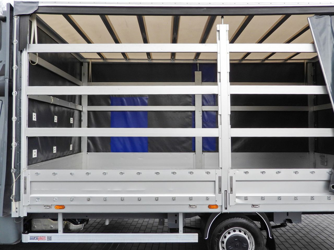 הַחכָּרָה RENAULT MASTER TARPAULIN 10 PALLETS WEBASTO CRUISE CONTROL LED LIGHTS PNEUMATICS AIR CONDITIONING 165HP RENAULT MASTER TARPAULIN 10 PALLETS WEBASTO CRUISE CONTROL LED LIGHTS PNEUMATICS AIR CONDITIONING 165HP: תמונה 24 הַחכָּרָה RENAULT MASTER TARPAULIN 10 PALLETS WEBASTO CRUISE CONTROL LED LIGHTS PNEUMATICS AIR CONDITIONING 165HP RENAULT MASTER TARPAULIN 10 PALLETS WEBASTO CRUISE CONTROL LED LIGHTS PNEUMATICS AIR CONDITIONING 165HP: תמונה 24