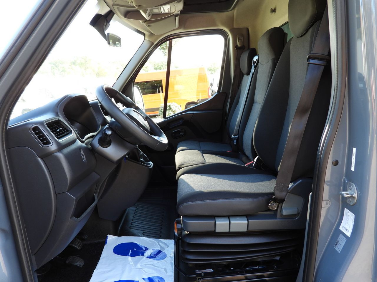 כלי רכב מסחרי עם וילונות צד RENAULT MASTER TARPAULIN 10 PALLETS WEBASTO CRUISE CONTROL LED LIGHTS PNEUMATICS AIR CONDITIONING 165HP: תמונה 25 כלי רכב מסחרי עם וילונות צד RENAULT MASTER TARPAULIN 10 PALLETS WEBASTO CRUISE CONTROL LED LIGHTS PNEUMATICS AIR CONDITIONING 165HP: תמונה 25