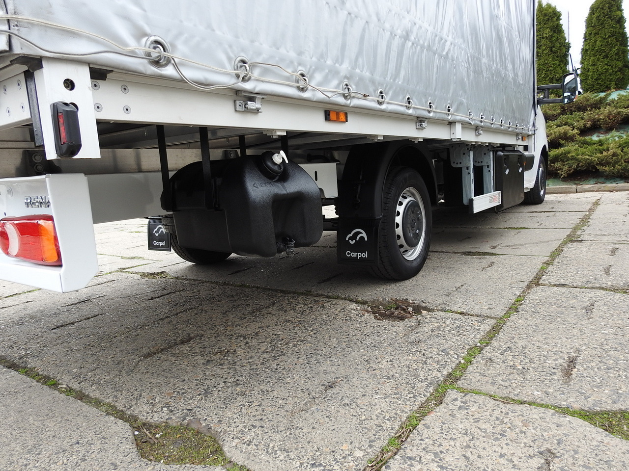 כלי רכב מסחרי עם וילונות צד RENAULT MASTER TARPAULIN 10 PALLETS WEBASTO CRUISE CONTROL NAVIGATION AIR CONDITIONING LED LIGHTS PNEUMATICS 165HP: תמונה 16 כלי רכב מסחרי עם וילונות צד RENAULT MASTER TARPAULIN 10 PALLETS WEBASTO CRUISE CONTROL NAVIGATION AIR CONDITIONING LED LIGHTS PNEUMATICS 165HP: תמונה 16