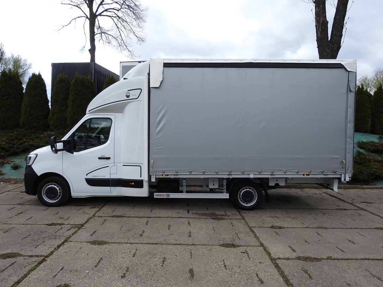 כלי רכב מסחרי עם וילונות צד RENAULT MASTER TARPAULIN 10 PALLETS WEBASTO CRUISE CONTROL NAVIGATION AIR CONDITIONING LED LIGHTS PNEUMATICS 165HP: תמונה 9 כלי רכב מסחרי עם וילונות צד RENAULT MASTER TARPAULIN 10 PALLETS WEBASTO CRUISE CONTROL NAVIGATION AIR CONDITIONING LED LIGHTS PNEUMATICS 165HP: תמונה 9